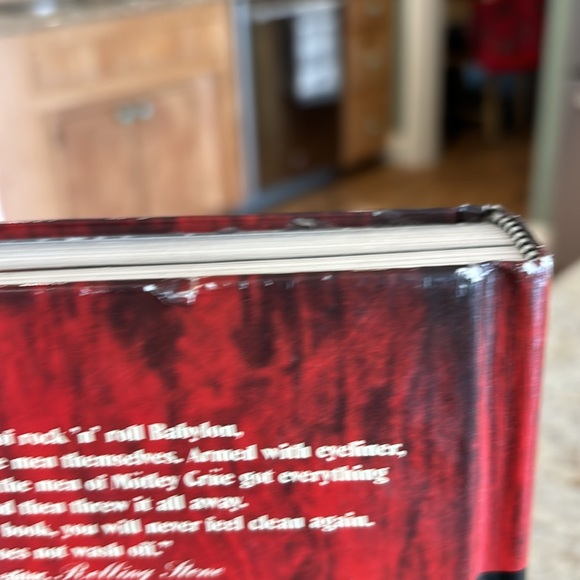 Motley Crue Confessions Book - Picture 6 of 6